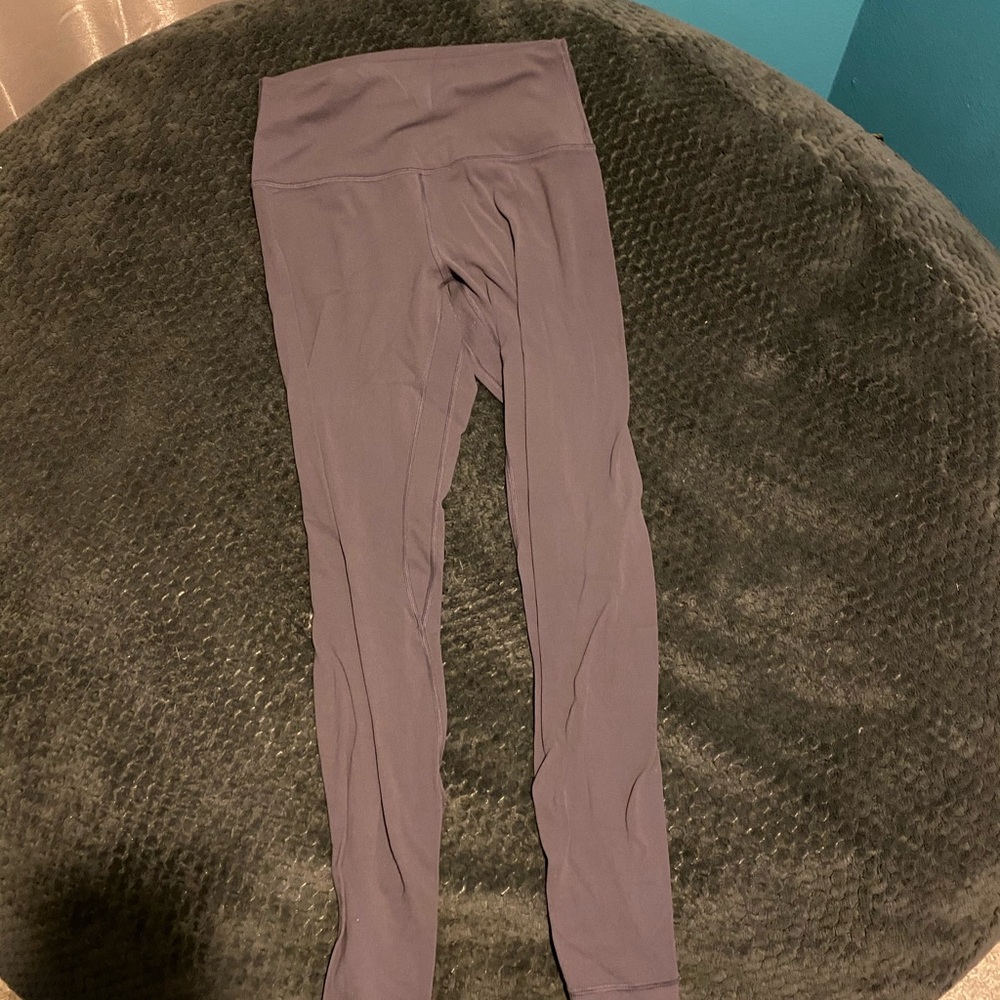 7/8 light purple leggings